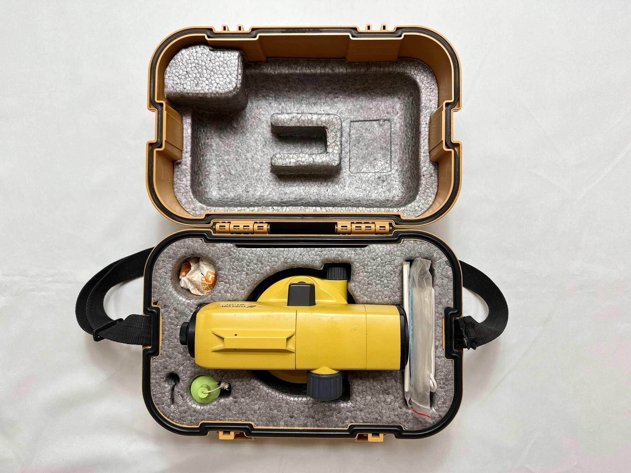 TOPCON AT-B2