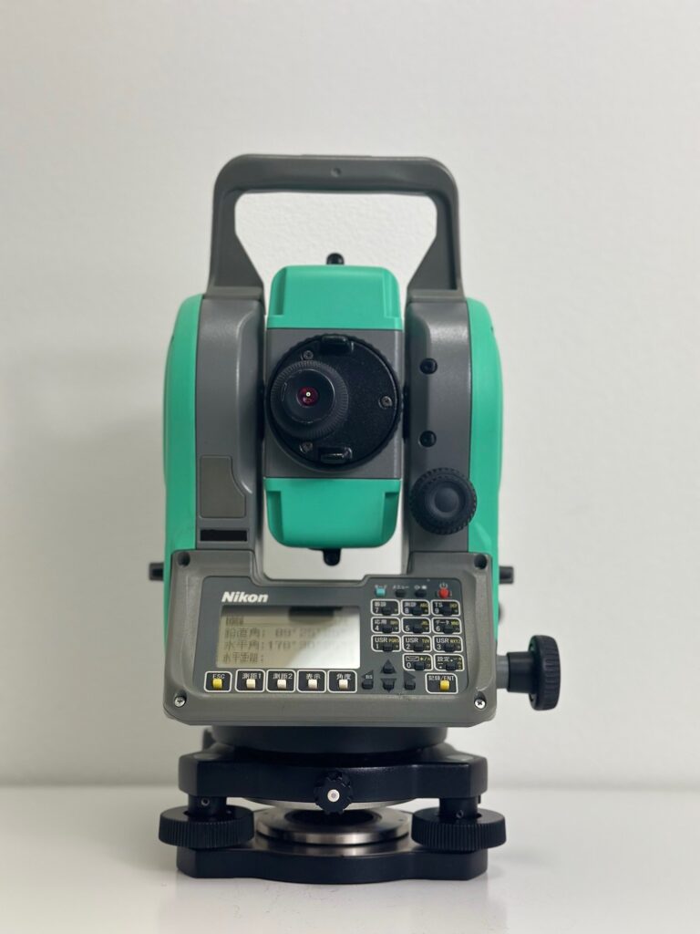 Nikon Nivo5.SC