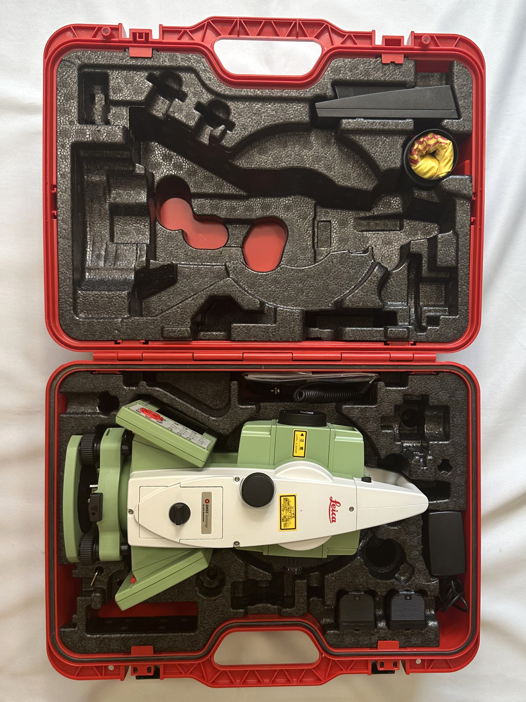 Leica TS12L 5″R1000
